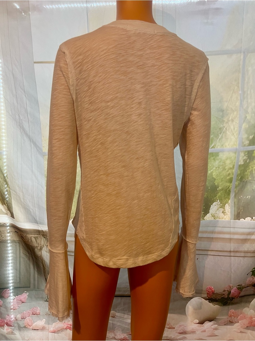 Free People White Long-Sleeve Crewneck Top with Flared Cuffs - Picture 3 of 9